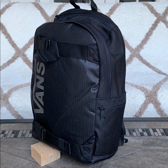 VANS ESSENTIAL BACKPACK - Picture 7 of 16